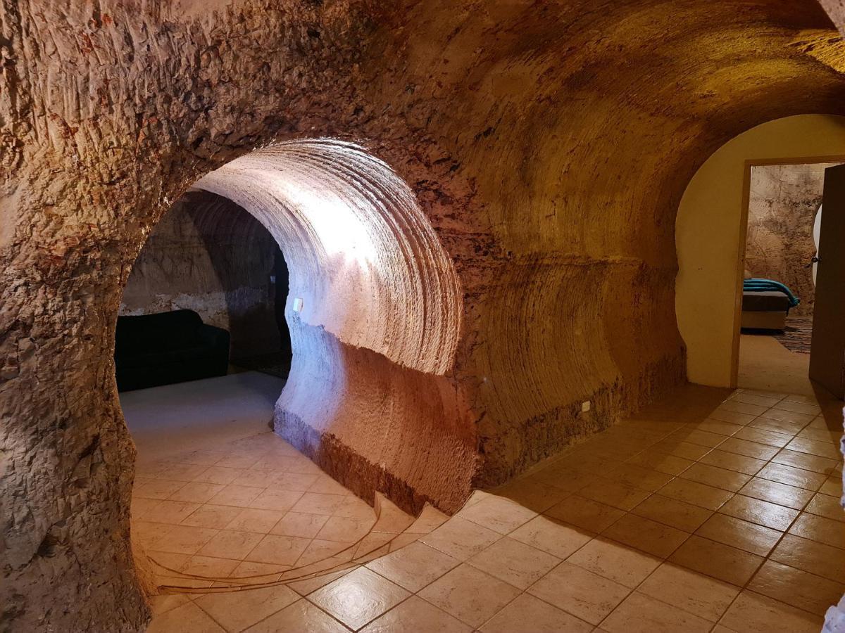 Underwood Court Fresh Dugout- Hosted By Coober Pedy Accommodations Экстерьер фото