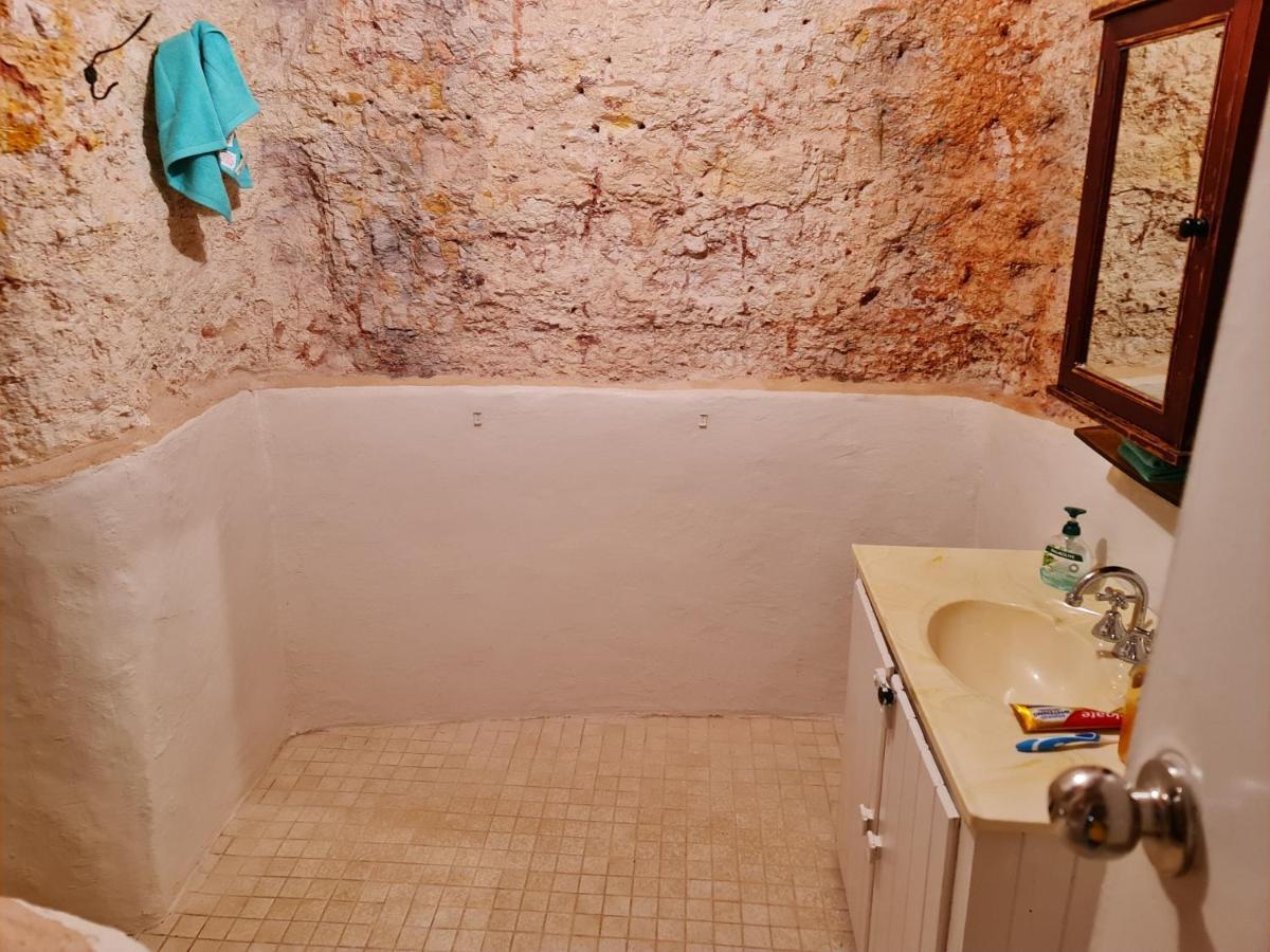 Underwood Court Fresh Dugout- Hosted By Coober Pedy Accommodations Экстерьер фото
